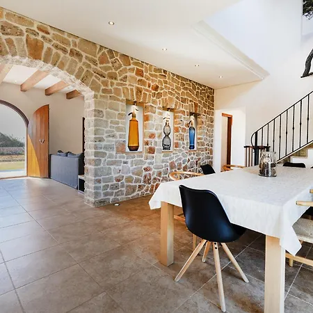 Sa Pletassa, 8 Pax Wifi Piscina Jardin Bbq * S'Horta